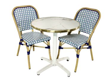 Ensemble bistrot Uruguay : Table blanc marbré et chaises bleu et blanc pour terrasse | CHR | Événements- Réf : PACK-URUGUAY
