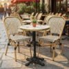 Ensemble bistrot terrasse congo plateau 70cm en terrasse d'un restaurant