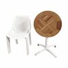 Ensemble terrasse bistrot professionnel avec table en bois d’iroko et chaises blanches empilables